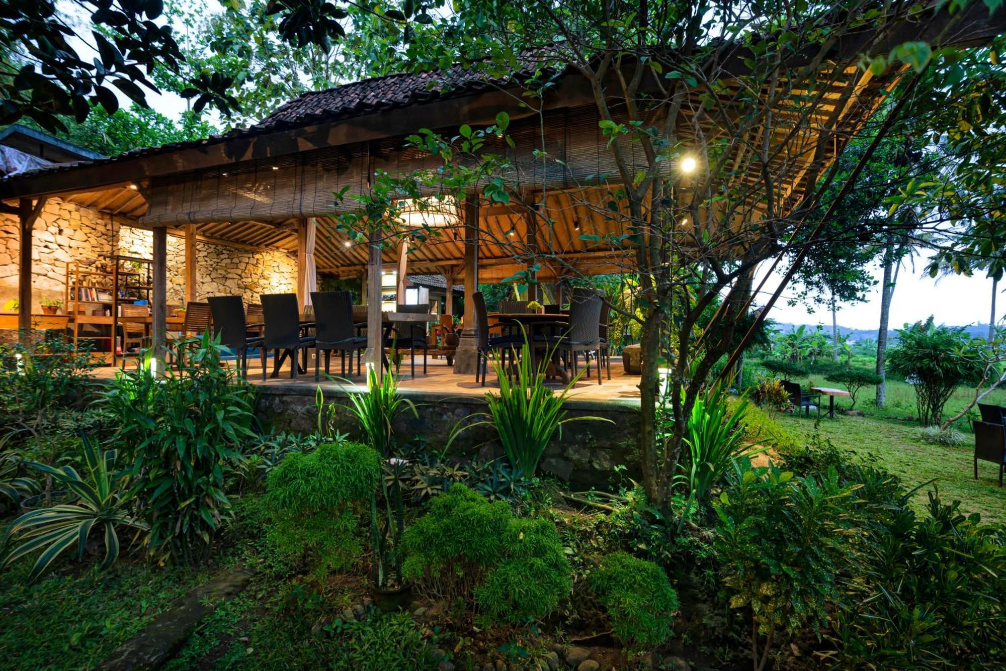 Villa Blue Steps Jogjacarta Exterior foto